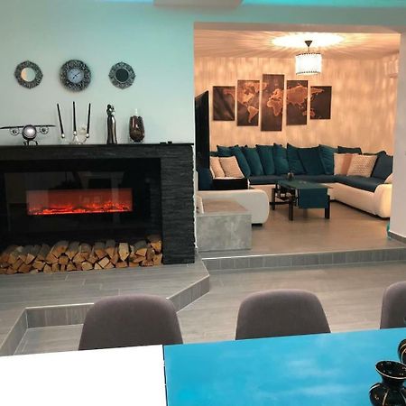 Pilot'S Manor - Airport Villa Велика-Горица Экстерьер фото